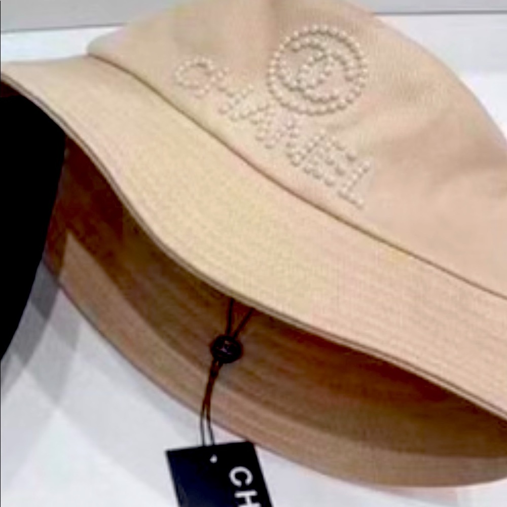 Bucket Hat, off white, Faux pearl Chanel